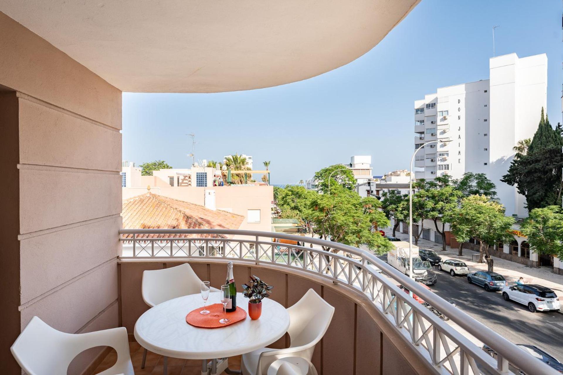 Malagasuite Costa Sol Oasis Torremolinos Esterno foto